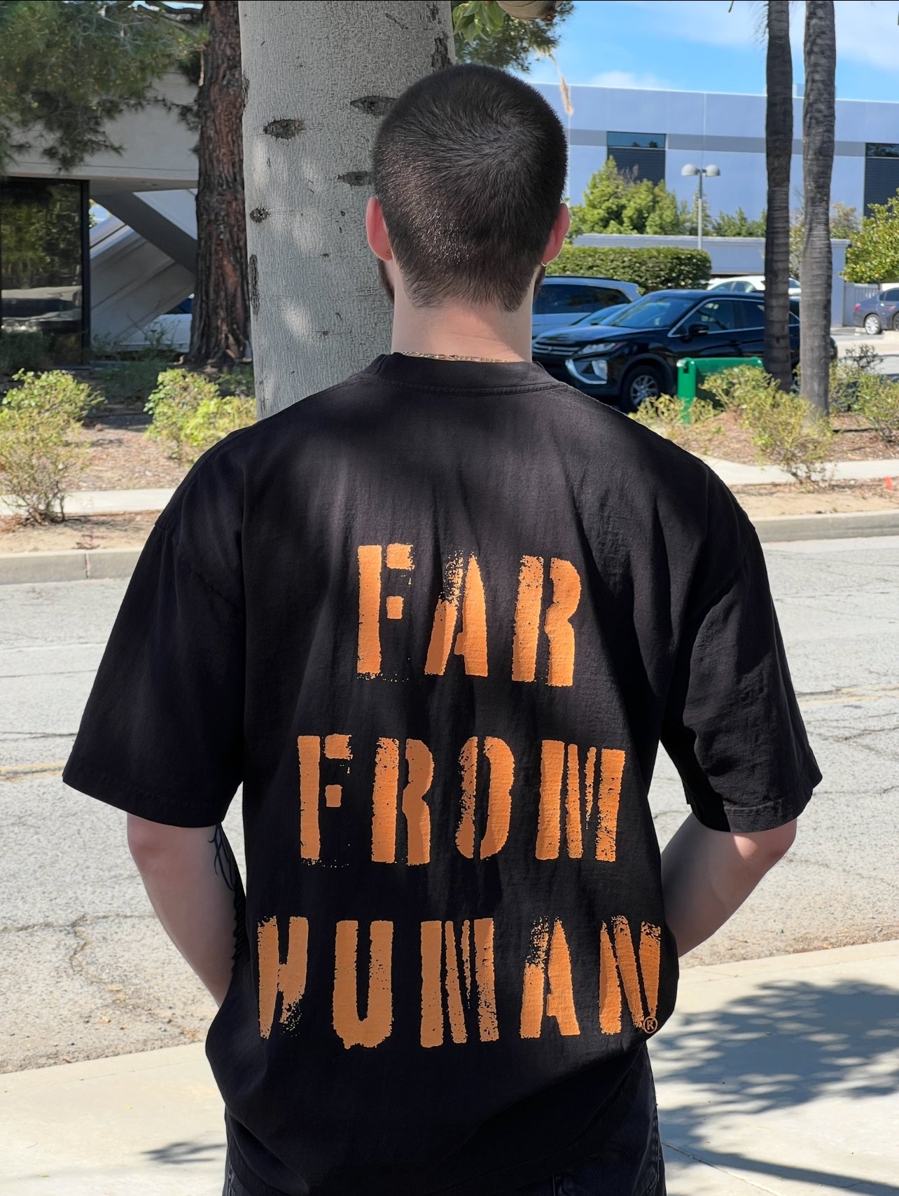 ORANGE HUMAN OVERSIZE TEE